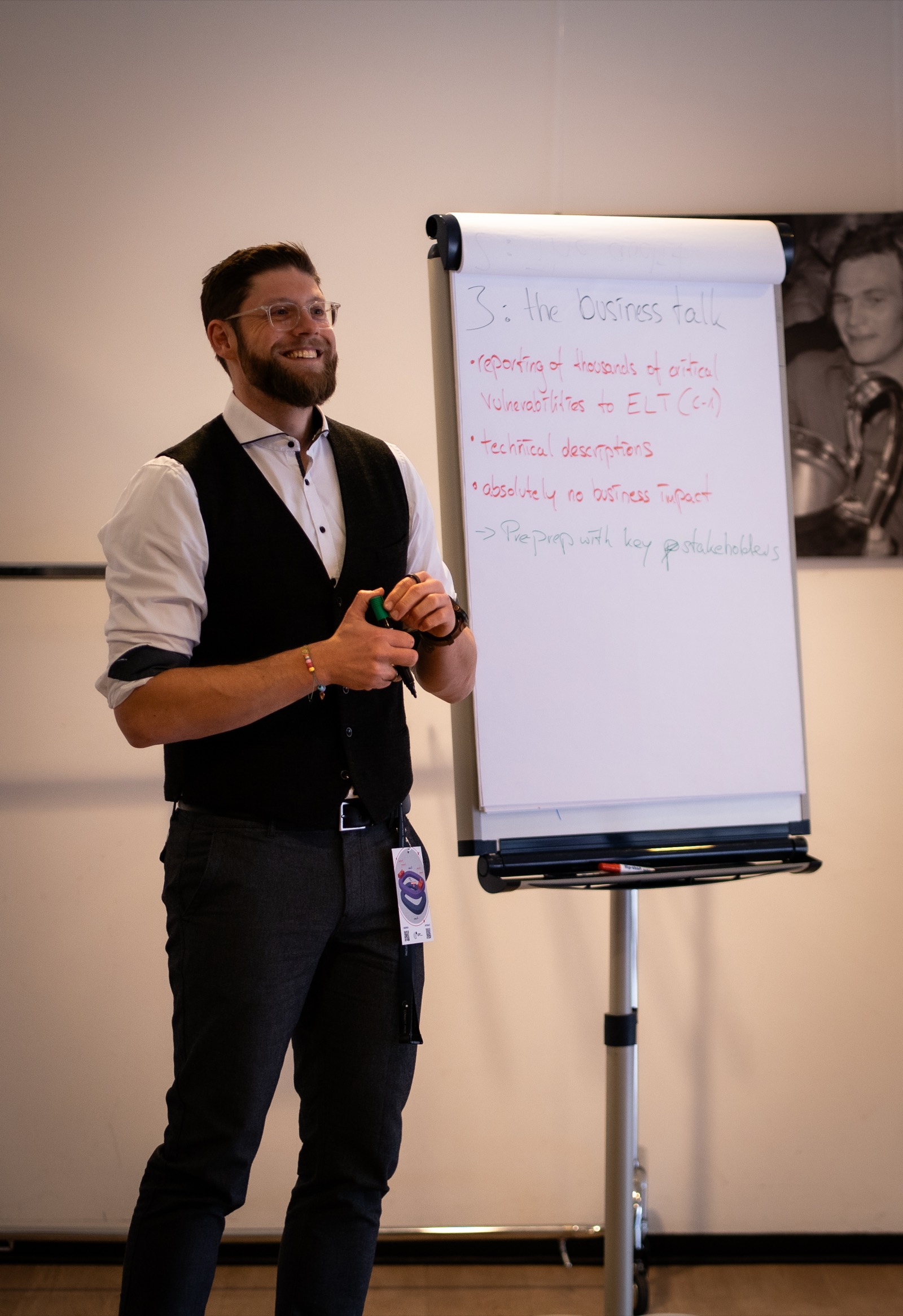 Wirtschaft: Session-Host am Flipchart vor Publikum (CPT 2026).